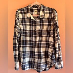 Vans Women’s Navy and White Plaid Flannel Button Down Shirt